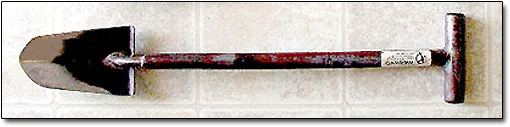 Lesche Relic Shovel 28"