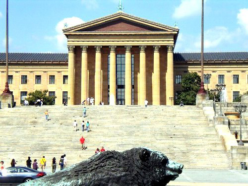 31- Philadelphia Museum and Bear