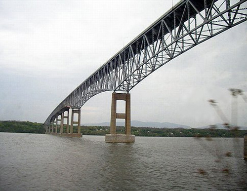 013- Kingston Rhinecliff Bridge