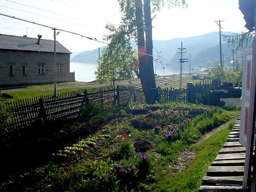 032- Small Vegetable Patch in the Front Yard