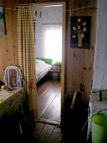041- Entrance to the Bedroom