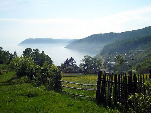 088- Bay View (a layer of cold mist above the water surface can be seen)