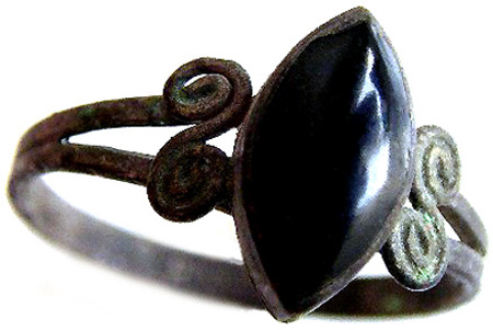 08 Vintage Onyx Ring