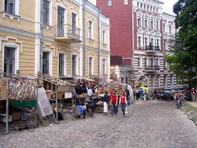 Alekseevsky_street