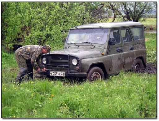 Red Army Jeep UAZ-469