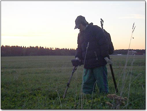 Marina Detecting in the Field