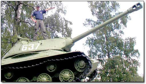 WW2 Russian Tank IS-2