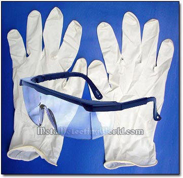 Medical Latex Gloves and Safety Glasses