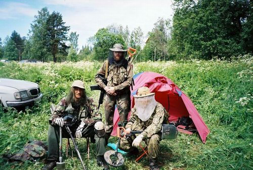 Treasure Hunters in Russia(2)