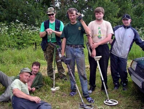 Treasure Hunters in Russia(4)