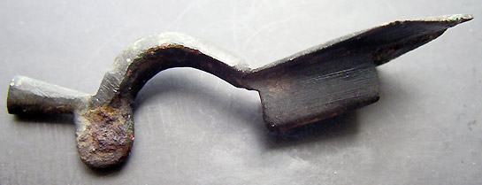 058_bronze_rhomboid_fibula(