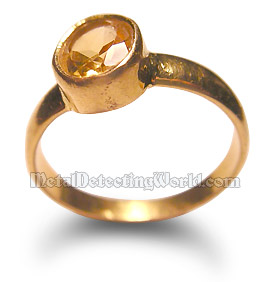 Gold Ring with Topaz