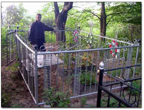 Pavel At His Relatives Grave