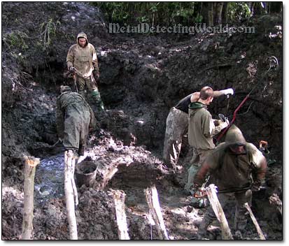 WW2 Military Relic Hunters in Action